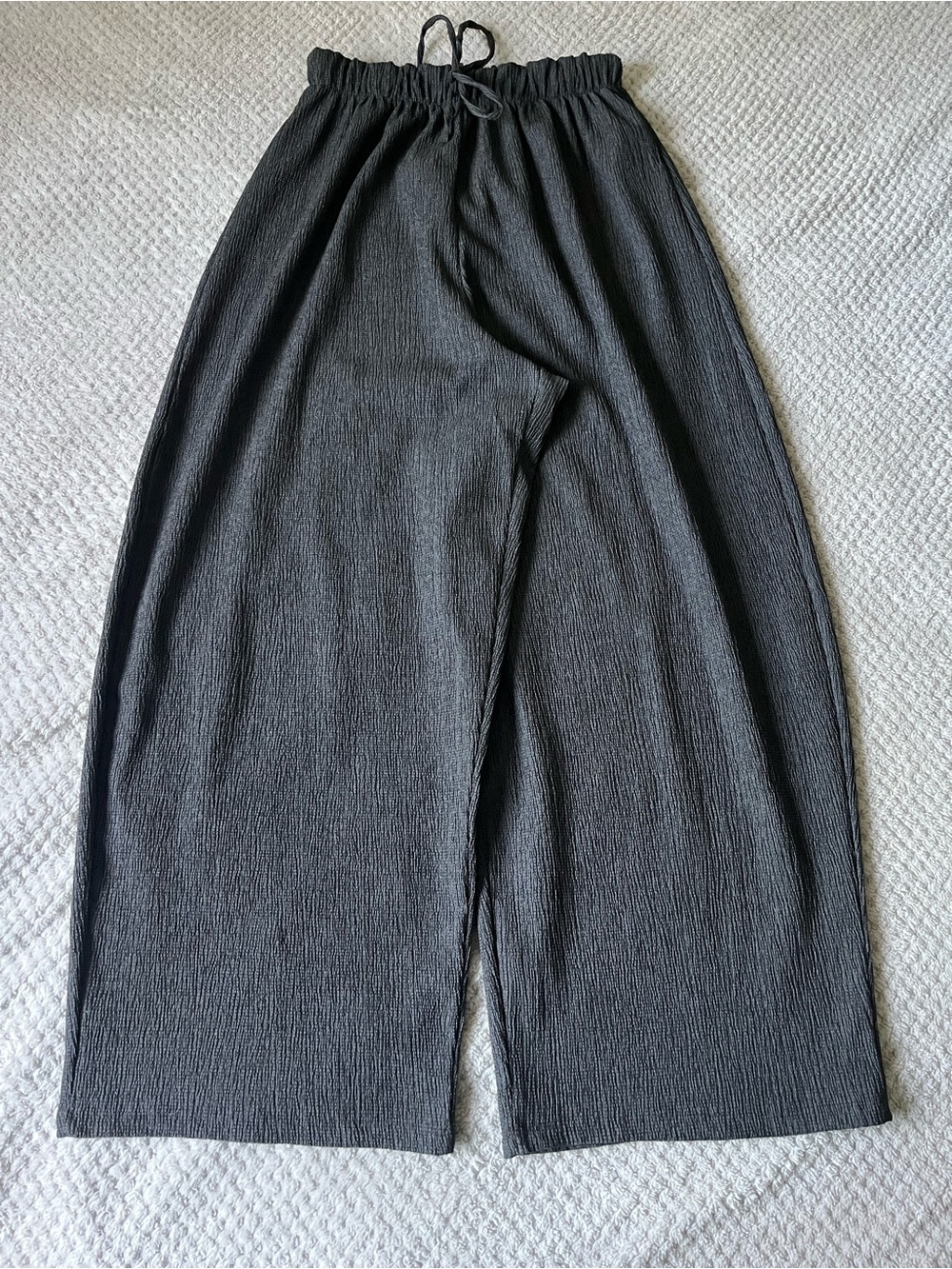 Zara balloon/barrel-leg lagenlook lightweight flowy textured Drawstring Pants